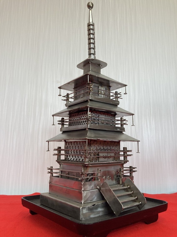 三重塔-Triple tower- 1 | 古賀茂好×溶接工芸ギャラリー